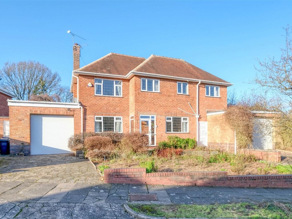 5 bed detached house for sale in Fairmead Rise, Kings Norton