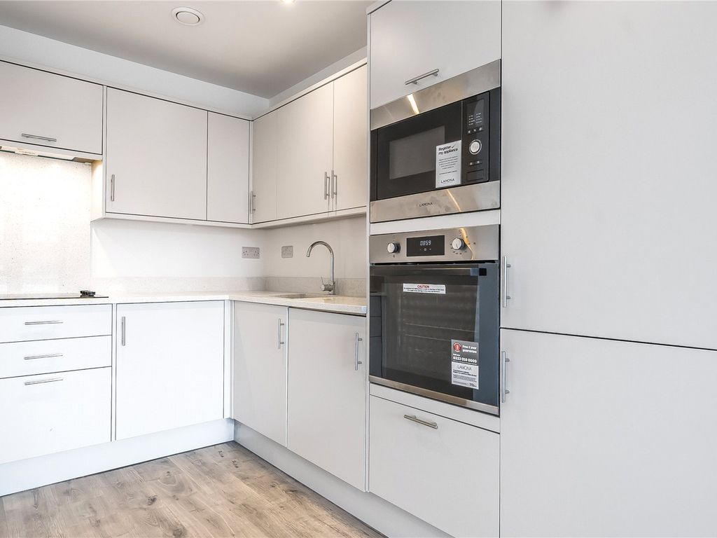 1 bed flat to rent in Obelisk Way, Camberley, Surrey GU15 Zoopla