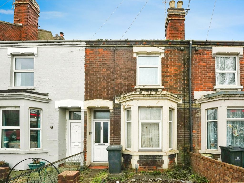 2 bed terraced house for sale in Bristol Road, Gloucester GL1, £160,000 Zoopla