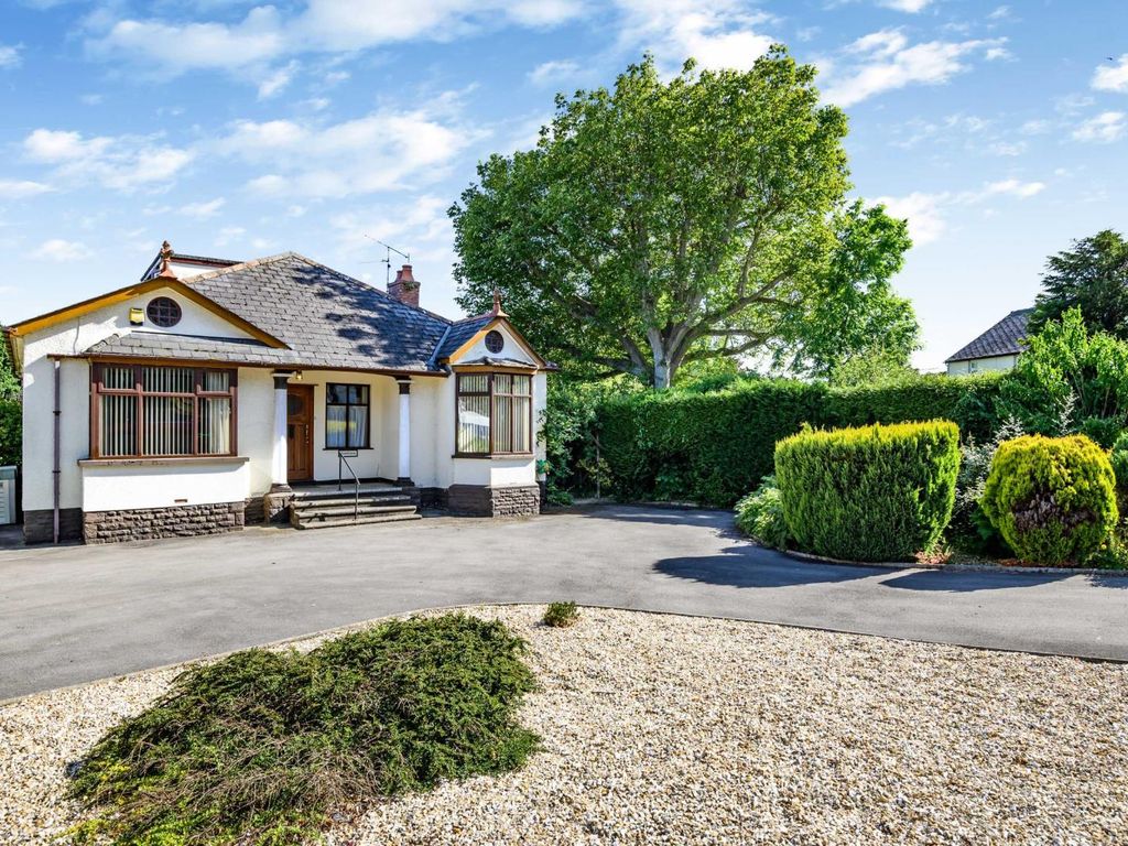 3 bed bungalow for sale in New Dixton Road, Monmouth, Monmouthshire