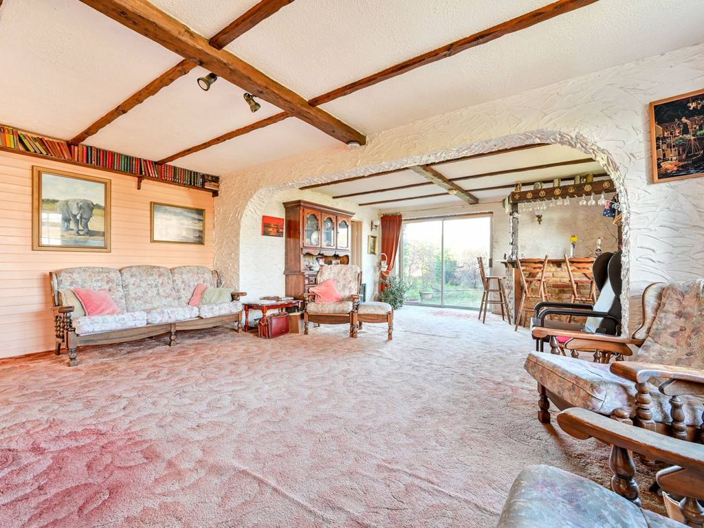 Riverdale Drive, Woking, Woking GU22