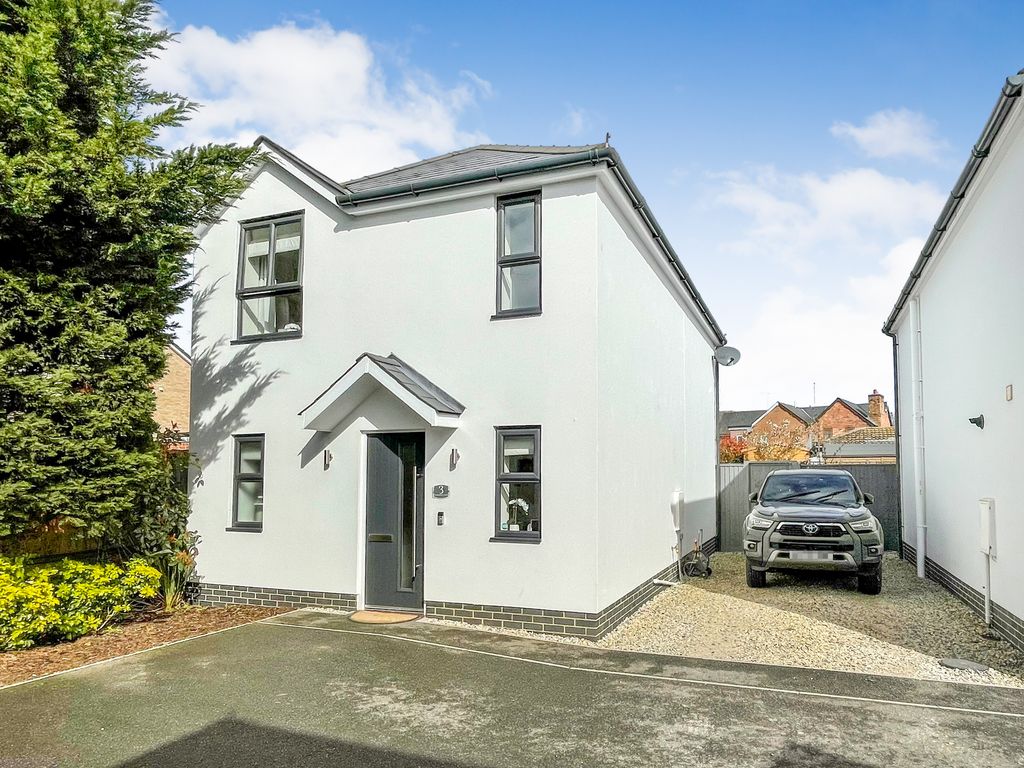 3 bed detached house for sale in Evergreen Close, Poole BH16 Zoopla