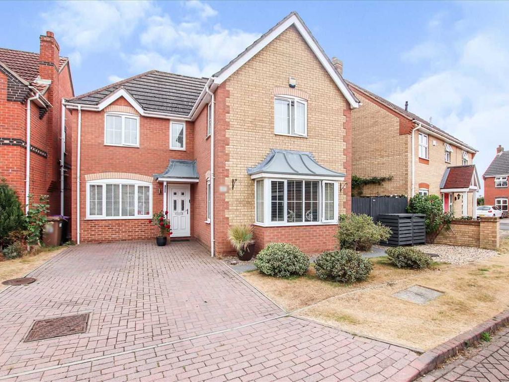 4 bed detached house for sale in Rochester Close, Bracebridge Heath