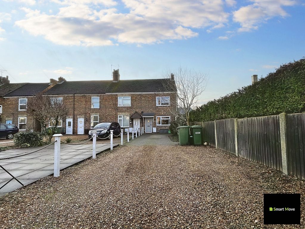 3 bed end terrace house for sale in Main Street, Yaxley, Peterborough