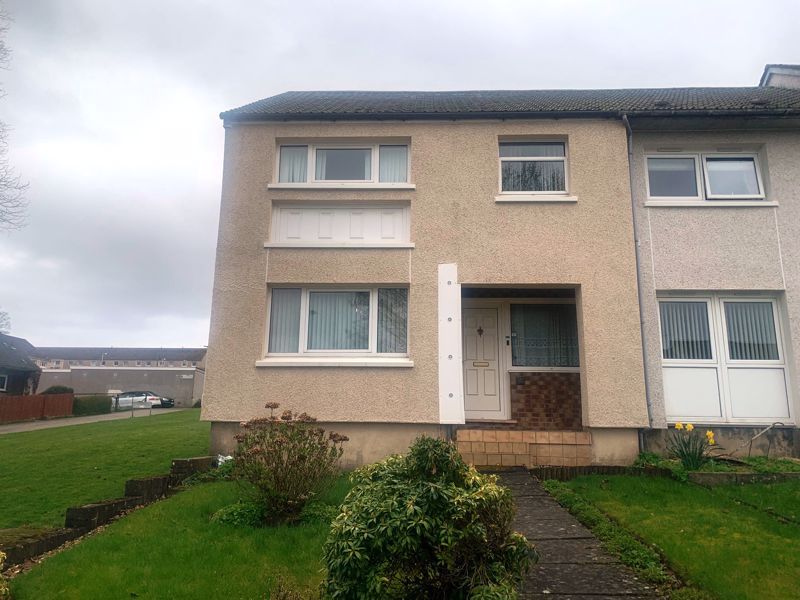 3 bed end terrace house for sale in West Torbain, Kirkcaldy KY2, £