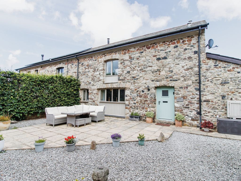 3 bed barn conversion for sale in Nr Belstone, Okehampton, Devon EX20