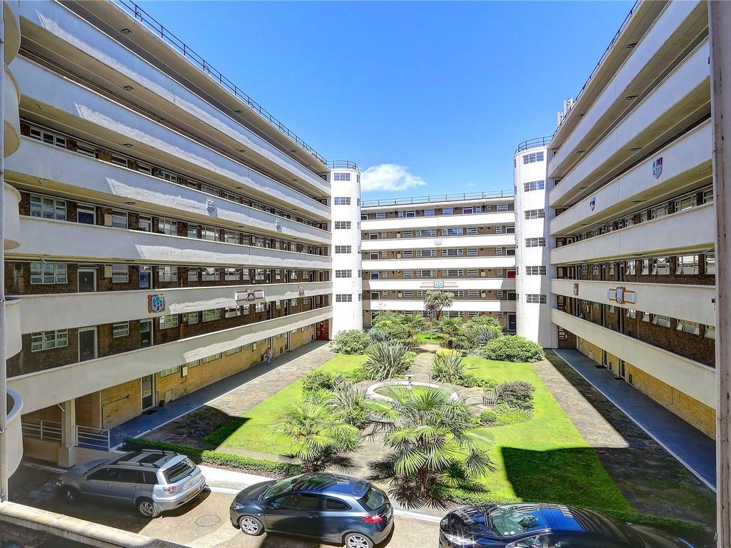 3 bed flat to rent in Lichfield Court, Sheen Road, Richmond TW9 Zoopla