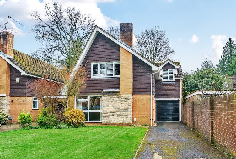 3 bed detached house for sale in Ravenstone Road, Camberley, Surrey