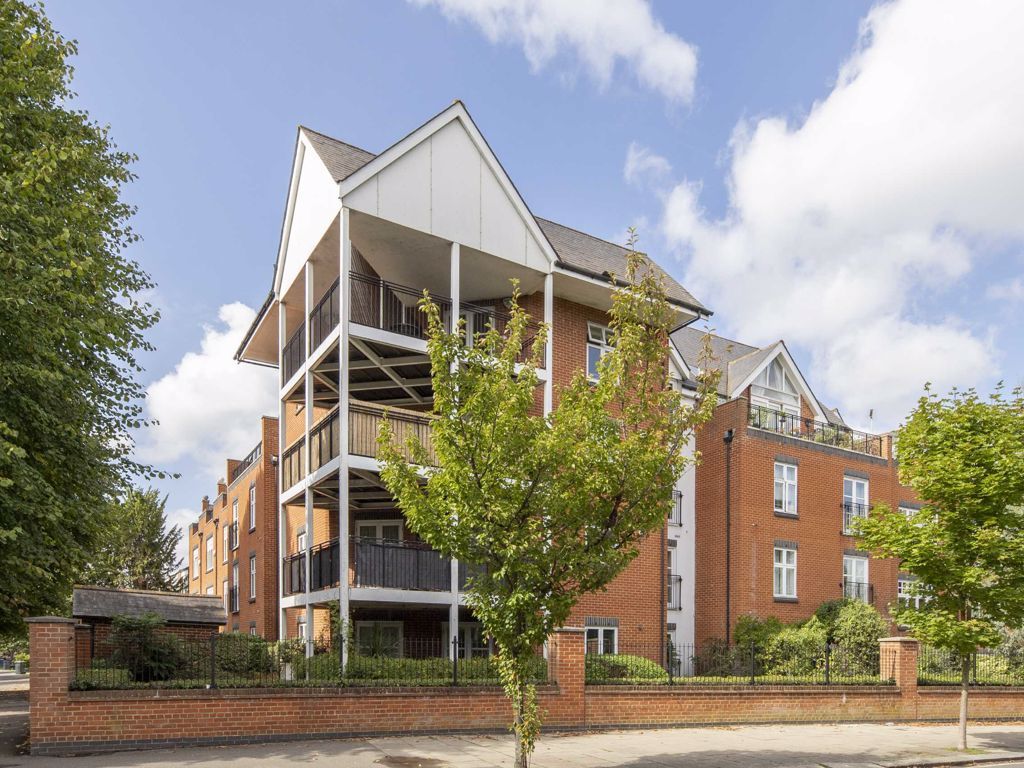 Montpelier Road, London W5  