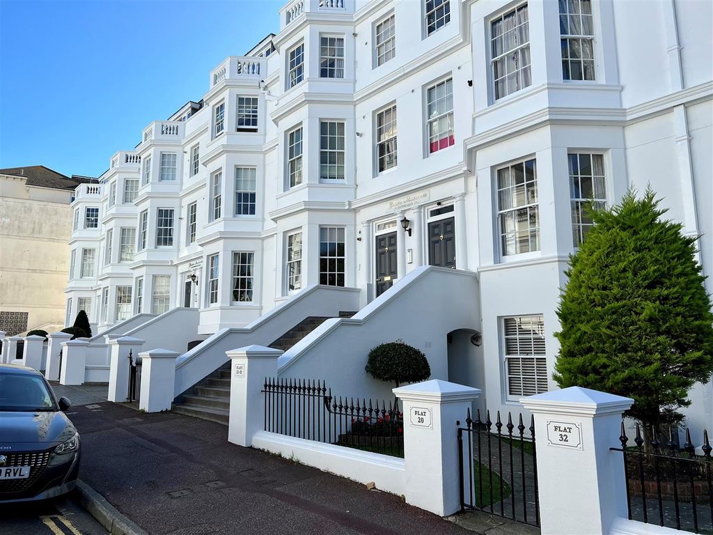 2 bed flat for sale in Silverdale Road, Eastbourne BN20 Zoopla