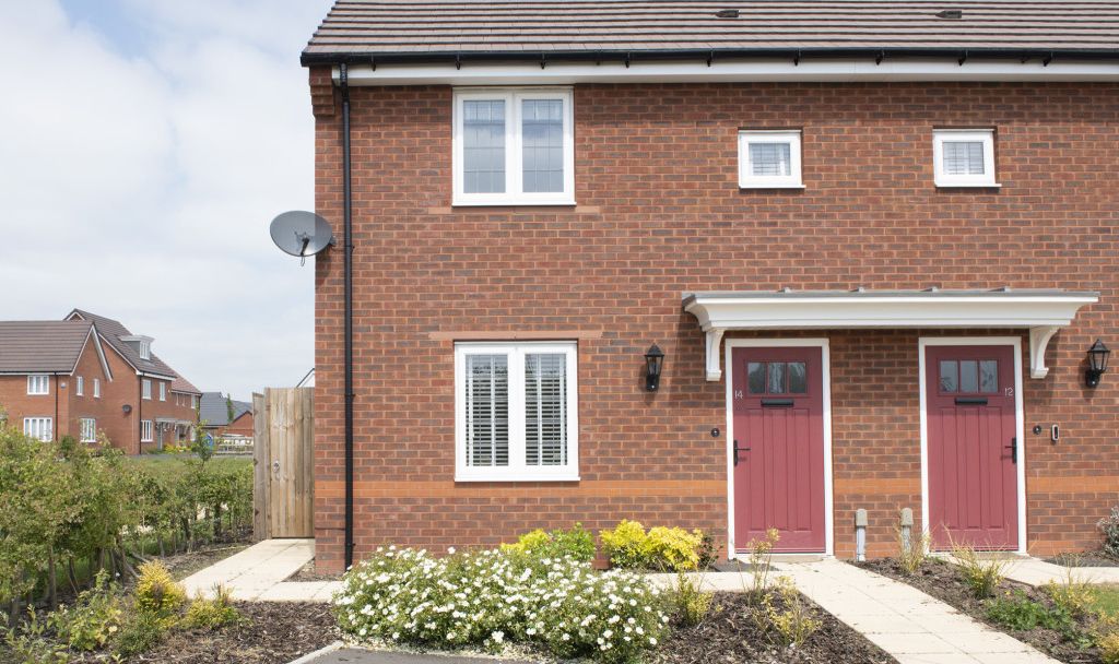 2 bed semidetached house for sale in Hubbards Grove, Wolverhampton WV8
