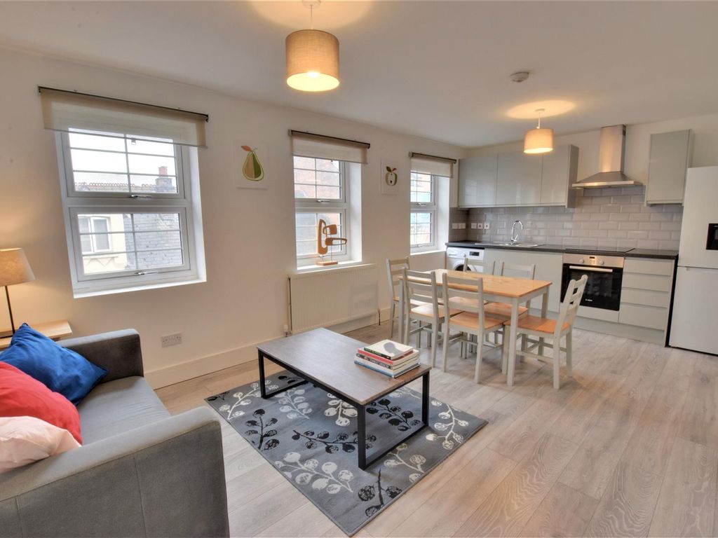 2 bed flat to rent in Market Street, Watford WD18 Zoopla