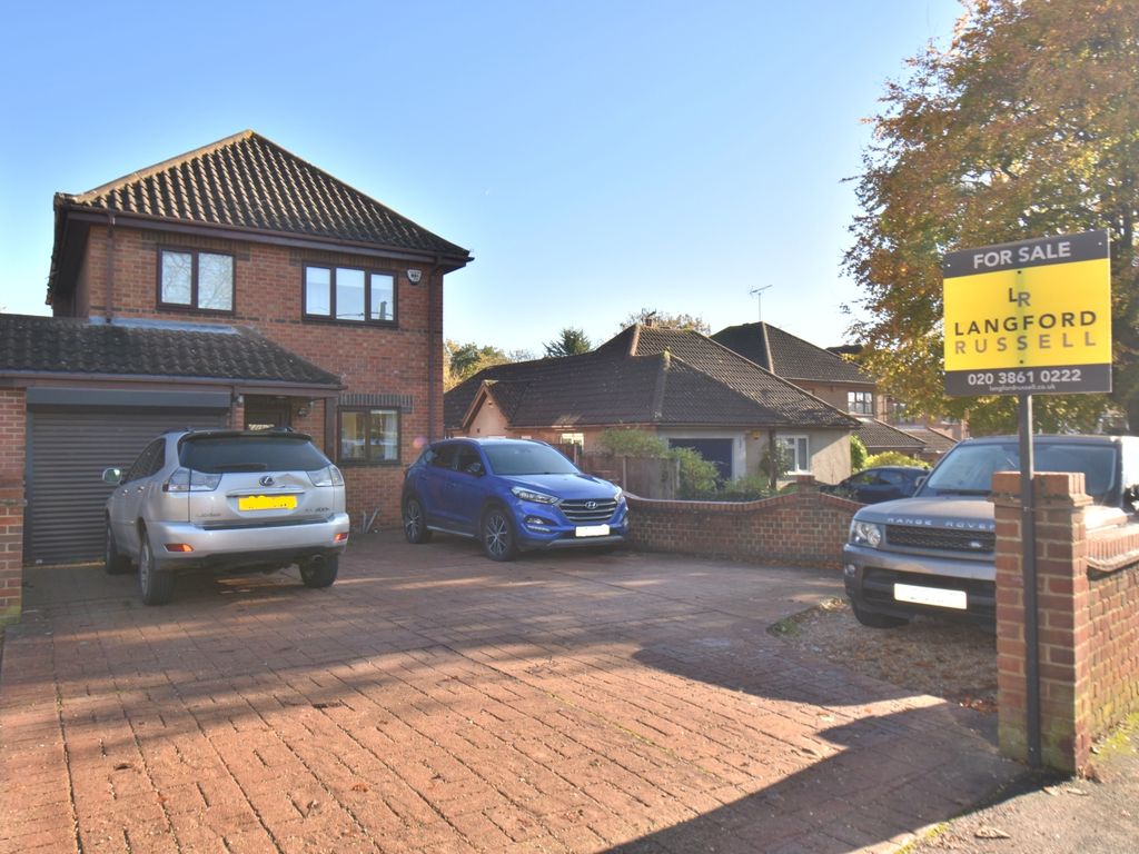 3 bed linkdetached house for sale in St. Davids Road, Hextable