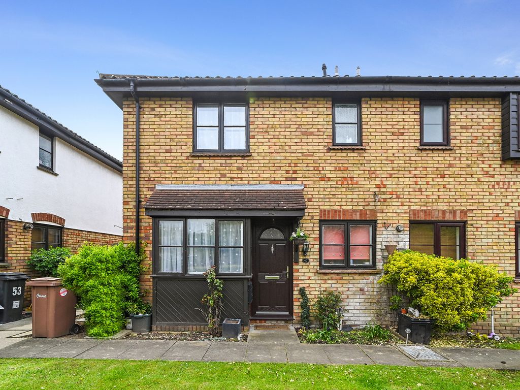 1 bed end terrace house for sale in Hurrell Down, Boreham, Chelmsford