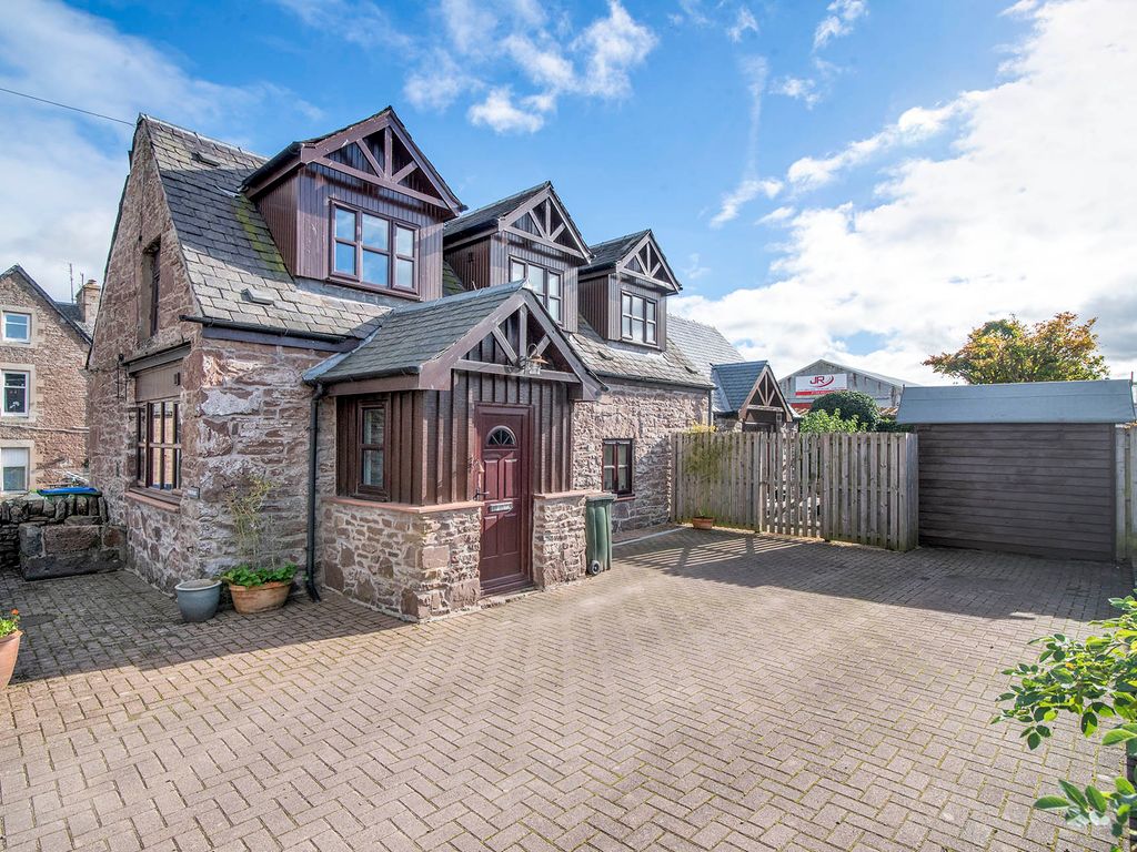 2 bed cottage for sale in Alichmore Lane, Crieff PH7, £220,000 Zoopla