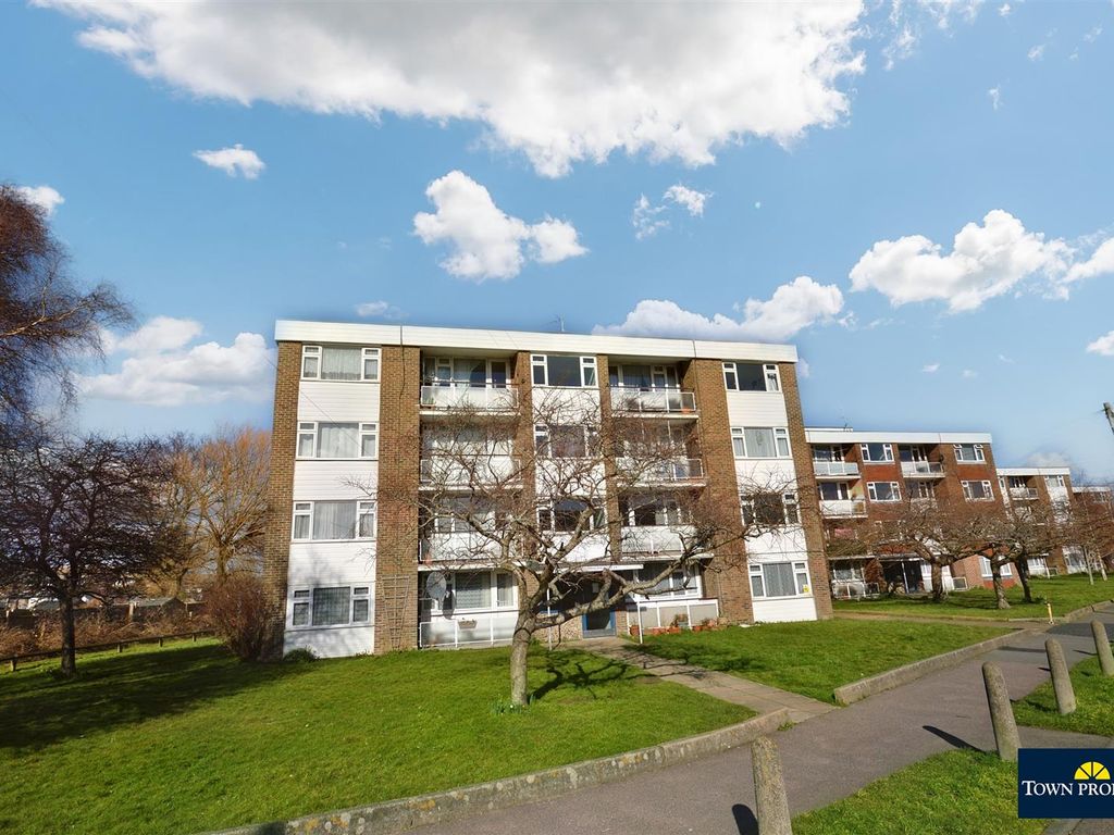 2 bed flat for sale in Fletching Road, Eastbourne BN22 Zoopla