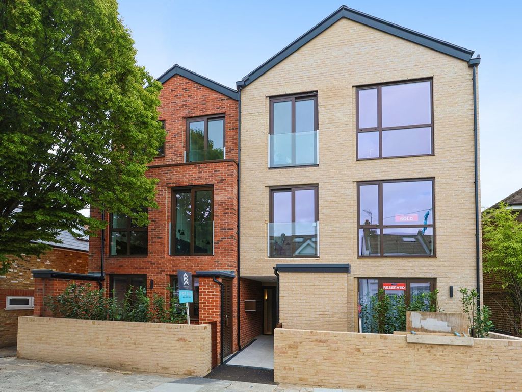 New home, 1 bed flat for sale in Carlyle Road, Ealing W5, £375,000 Zoopla