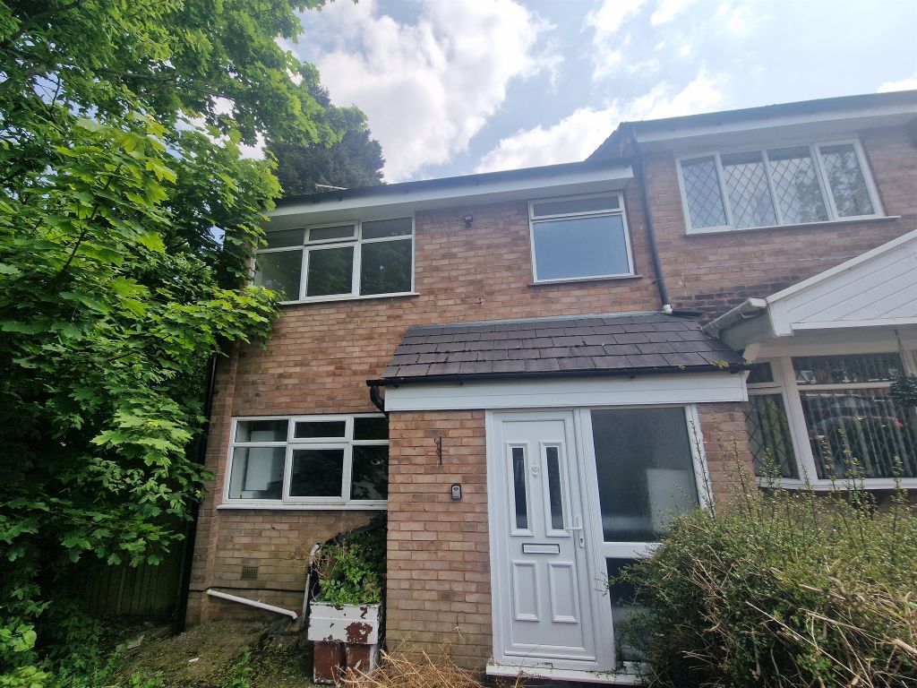 3 bed semidetached house for sale in Moreton Close, Harborne