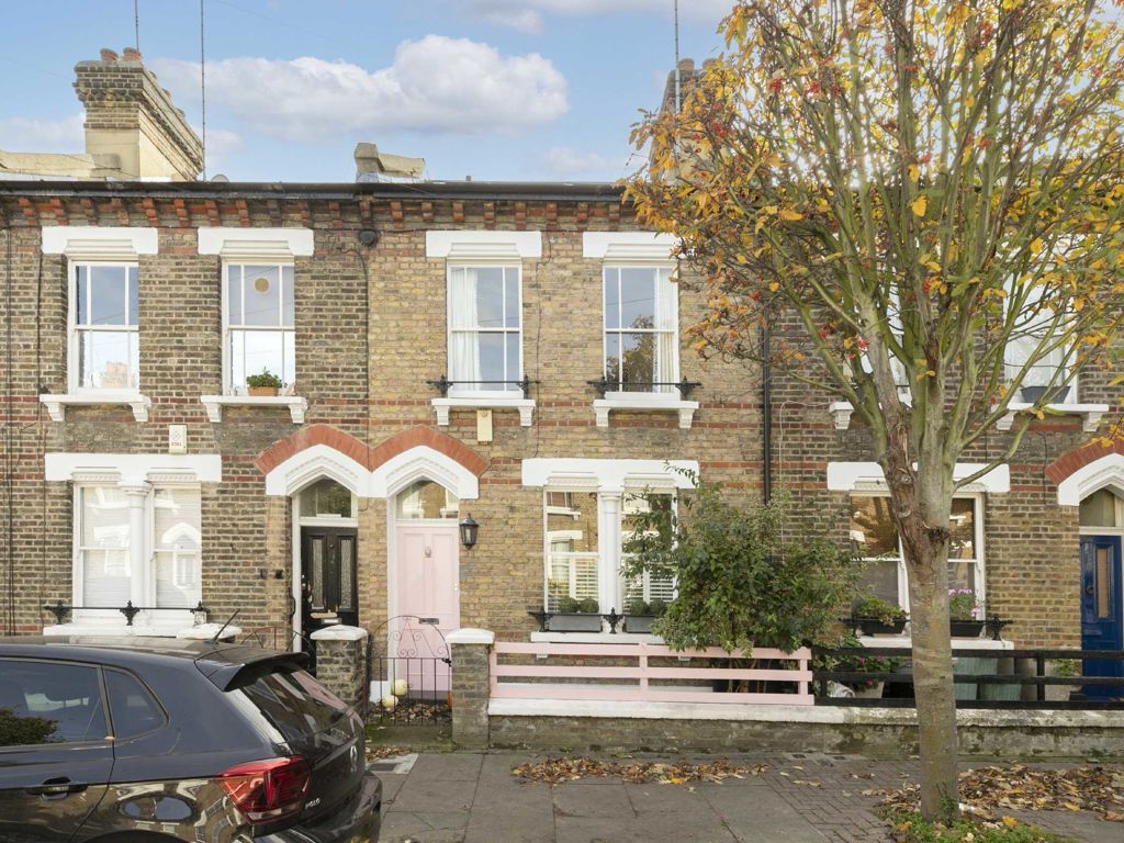 3 bed property for sale in Elsley Road, London SW11, £950,000 Zoopla