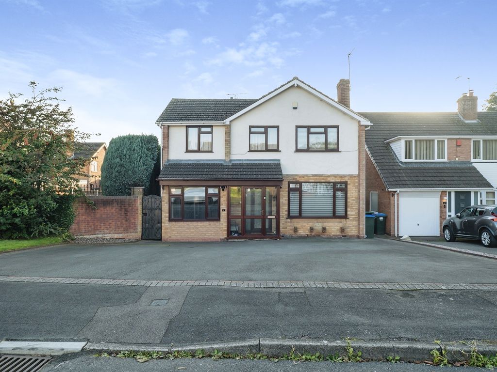 4 bed detached house for sale in Himley Close, Great Barr, Birmingham