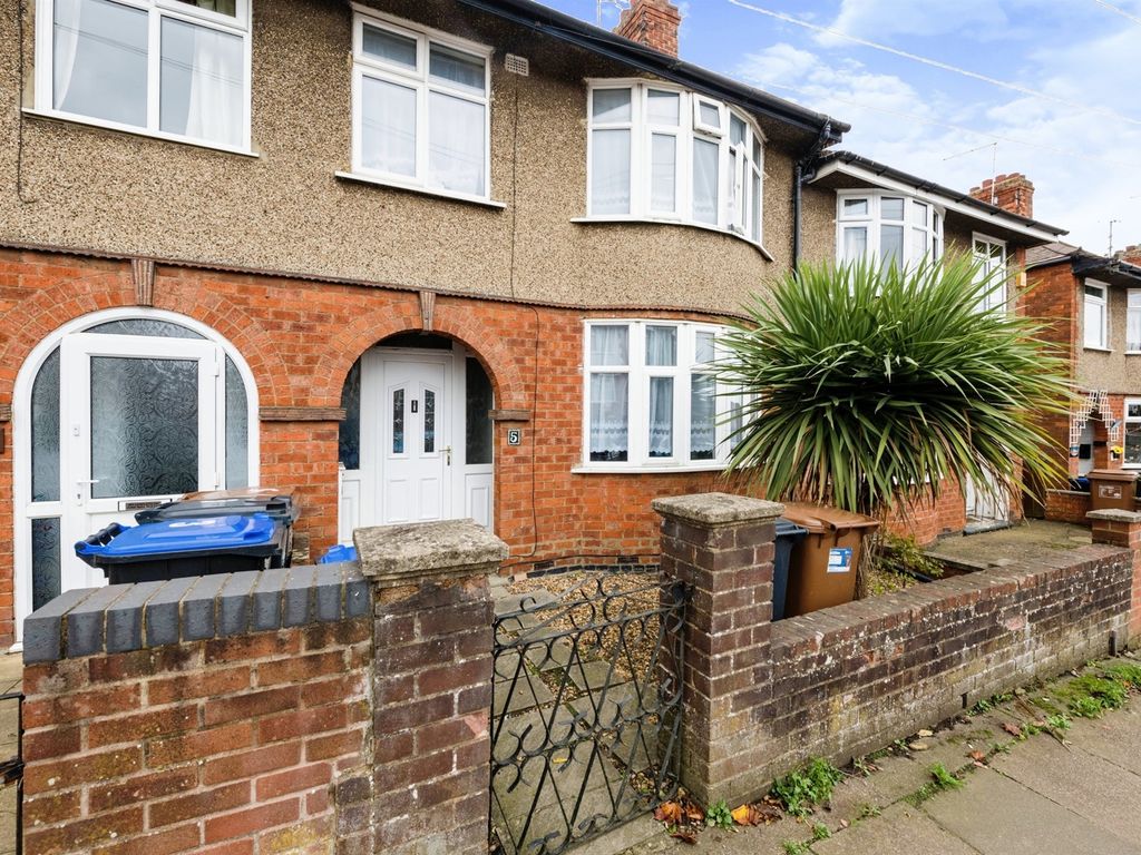 3 bed terraced house for sale in Thornton Road, Northampton NN2 Zoopla