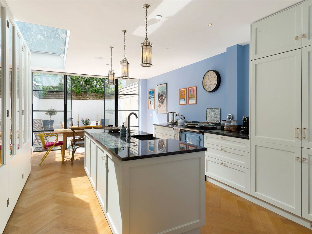 4 bed terraced house for sale in Battersea Church Road, London SW11