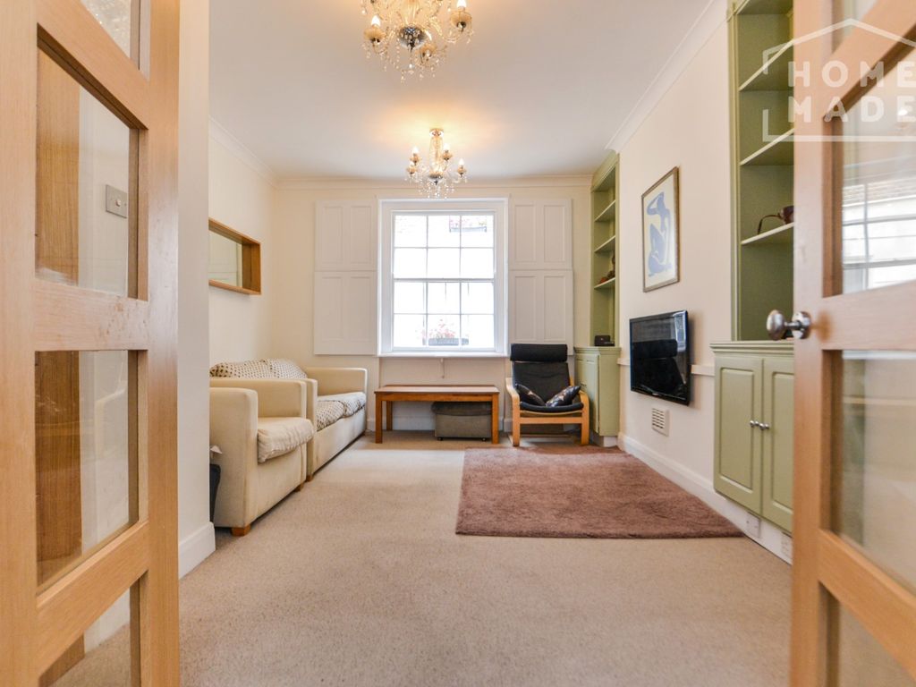 3 bed flat to rent in Middleton Place, Fitzrovia W1W, £3,000 pcm Zoopla