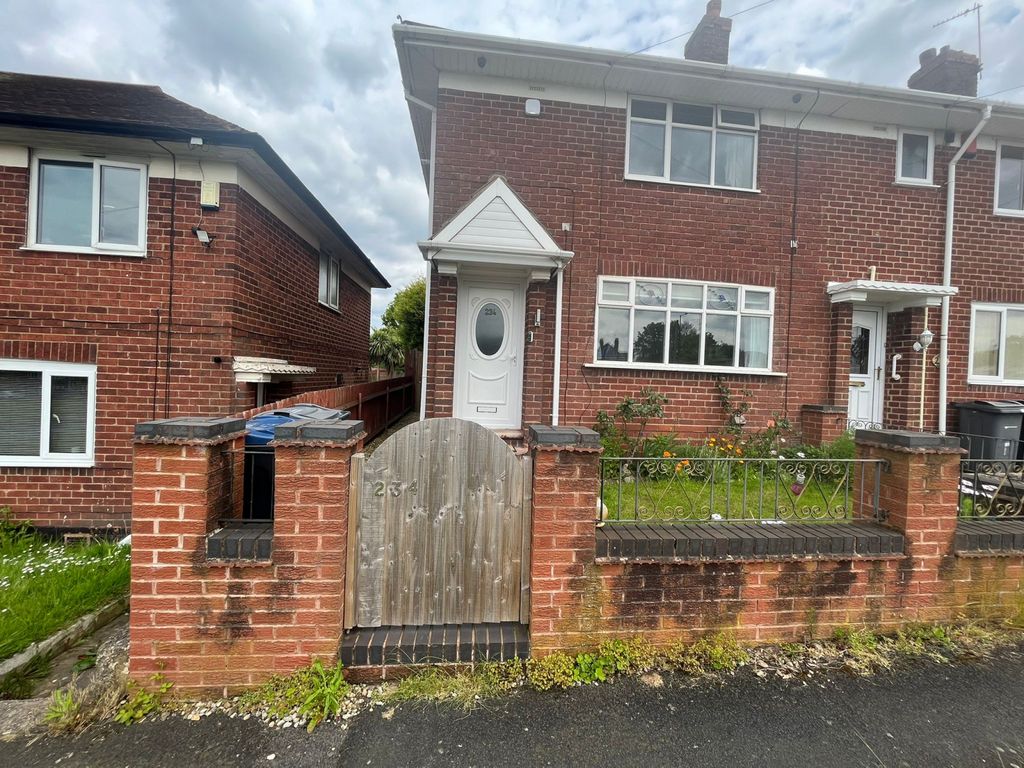 3 bed terraced house for sale in Barnes Hill, Quinton, Birmingham B29