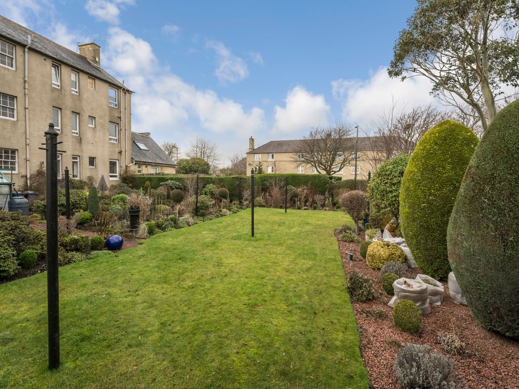 2 bed flat for sale in Hutchison Crossway, Edinburgh EH14 Zoopla