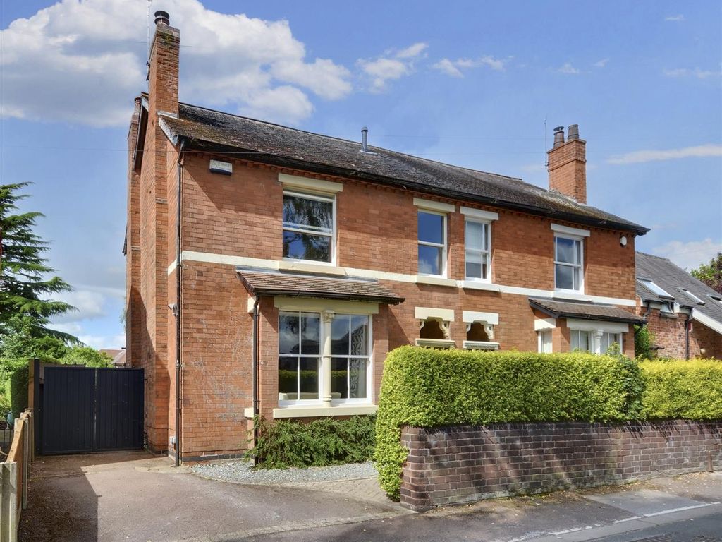 4 bed semidetached house for sale in Park Road, Chilwell, Beeston