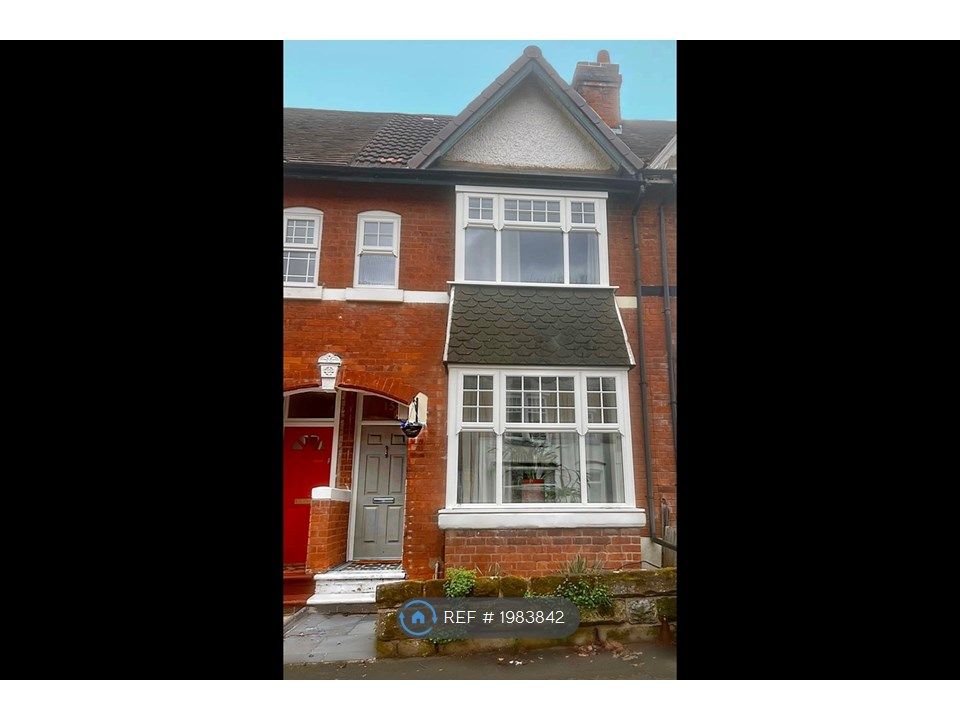 3 bed terraced house to rent in Sandhurst Road, Moseley B13, £1,550 pcm
