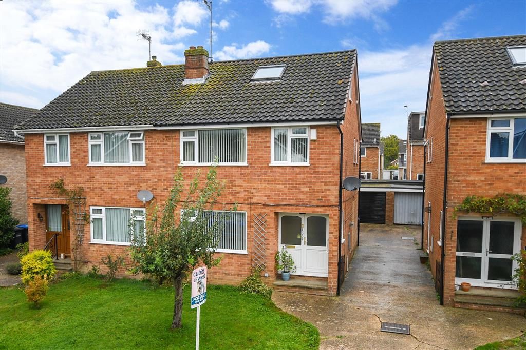 4 bed semidetached house for sale in Westway, Copthorne, Crawley, West Sussex RH10, £450,000