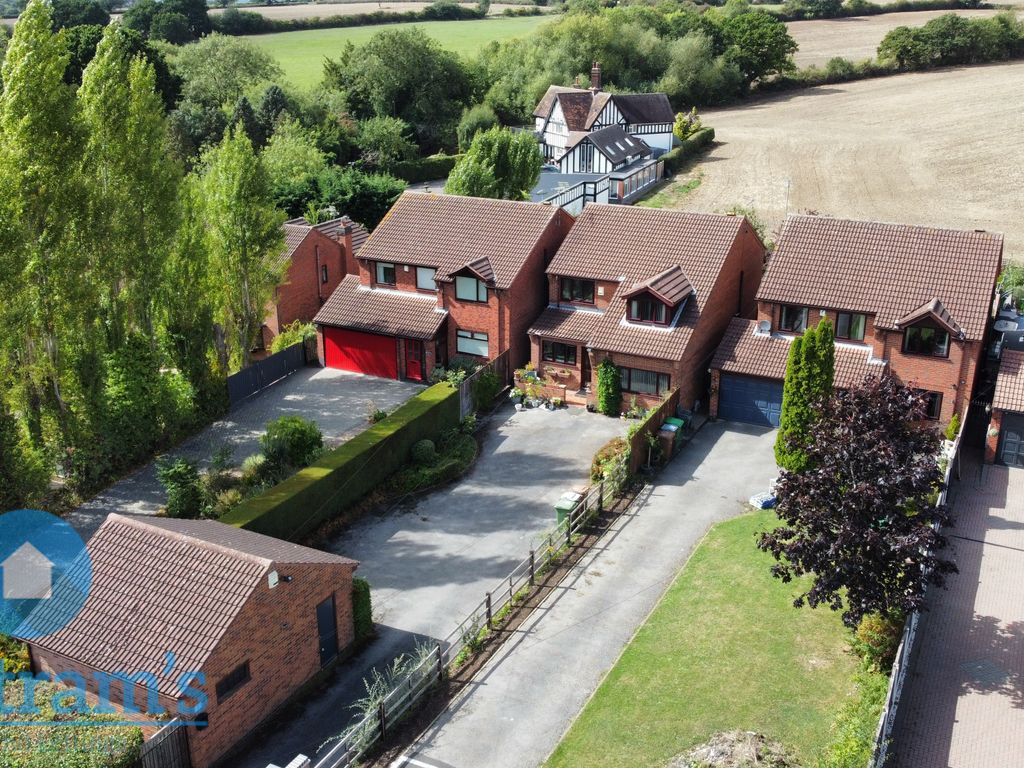 4 bed detached house for sale in Bilborough Road, Wollaton, Nottingham