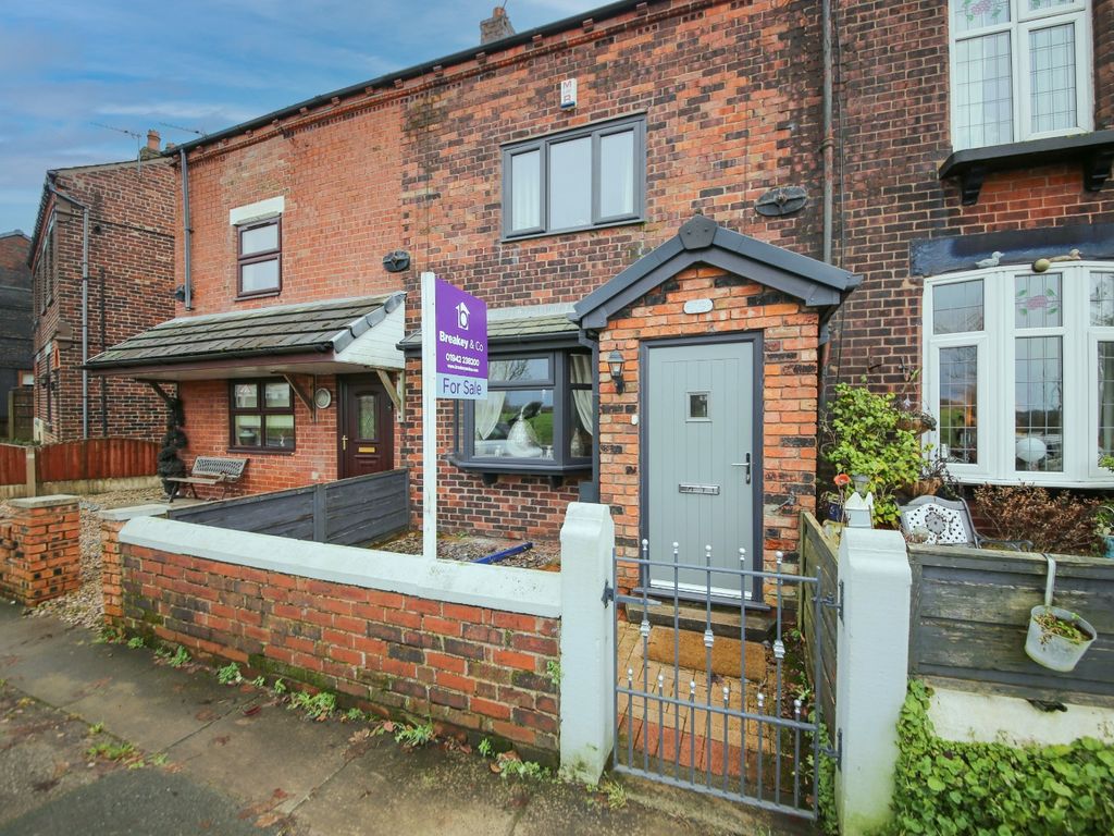2 bed terraced house for sale in Dicconson Lane, Aspull, Wigan