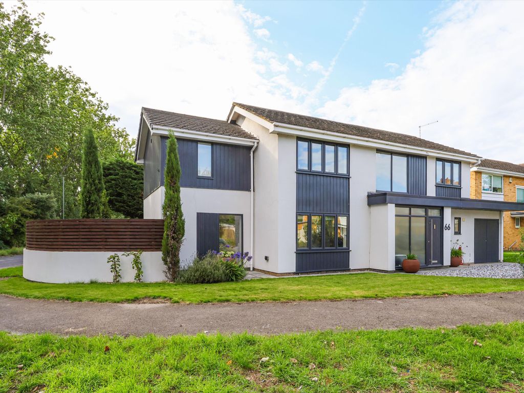 5 bed detached house for sale in St. Nicholas Drive, Shepperton, Surrey TW17, £1,195,000 Zoopla