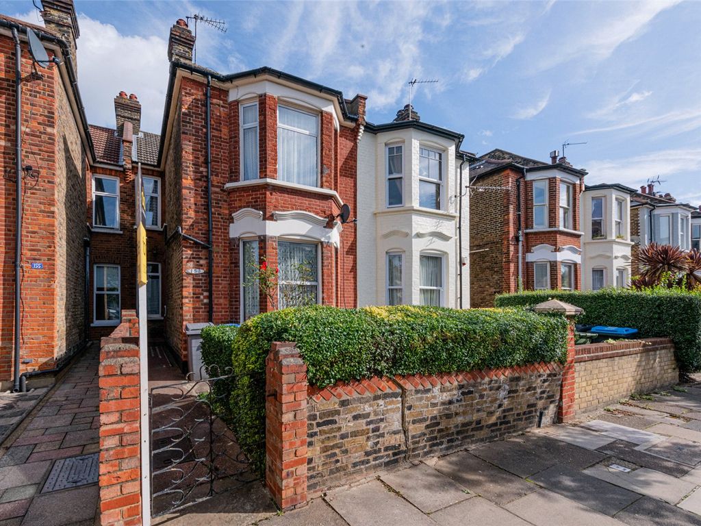 2 bed flat for sale in Holland Road, London NW10, £525,000 Zoopla