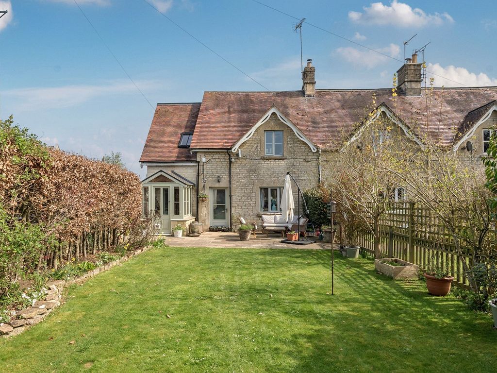 3 bed end terrace house for sale in Kingscote, Nr Tetbury GL8 Zoopla