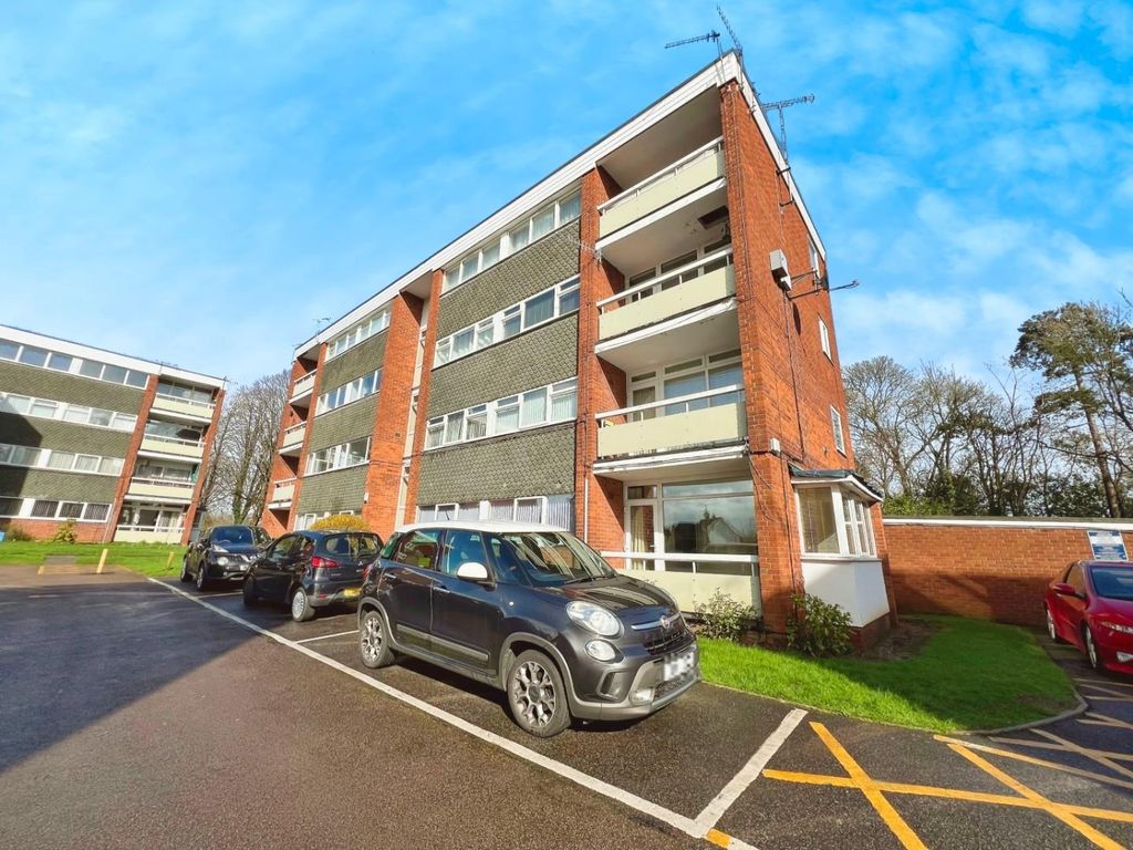 2 bed flat for sale in Victoria Court, Allesley Hall Drive, Coventry