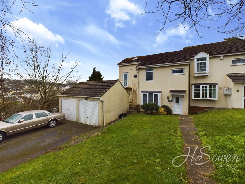 4 bed semidetached house for sale in Burn River Rise, Torquay TQ2, £