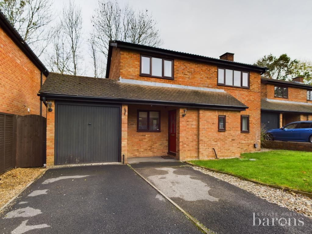 3 bed detached house for sale in Chineham, Basingstoke RG24 - Zoopla