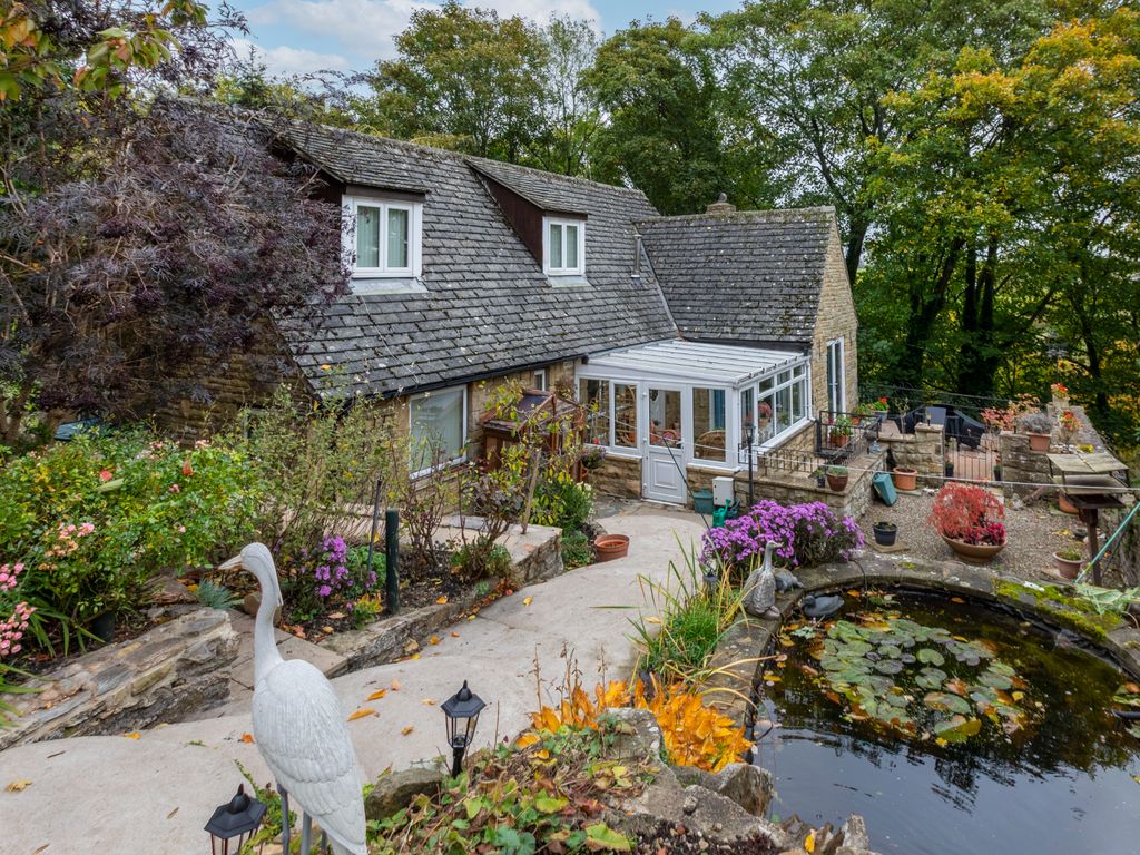 3 bed detached house for sale in Park Wynd, Richmond DL10, £550,000