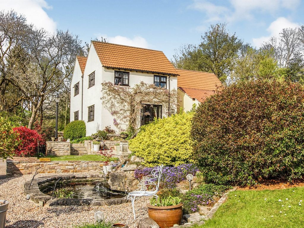 4 Bed Detached House For Sale In Yate Rocks Yate Bristol Bs37 Zoopla