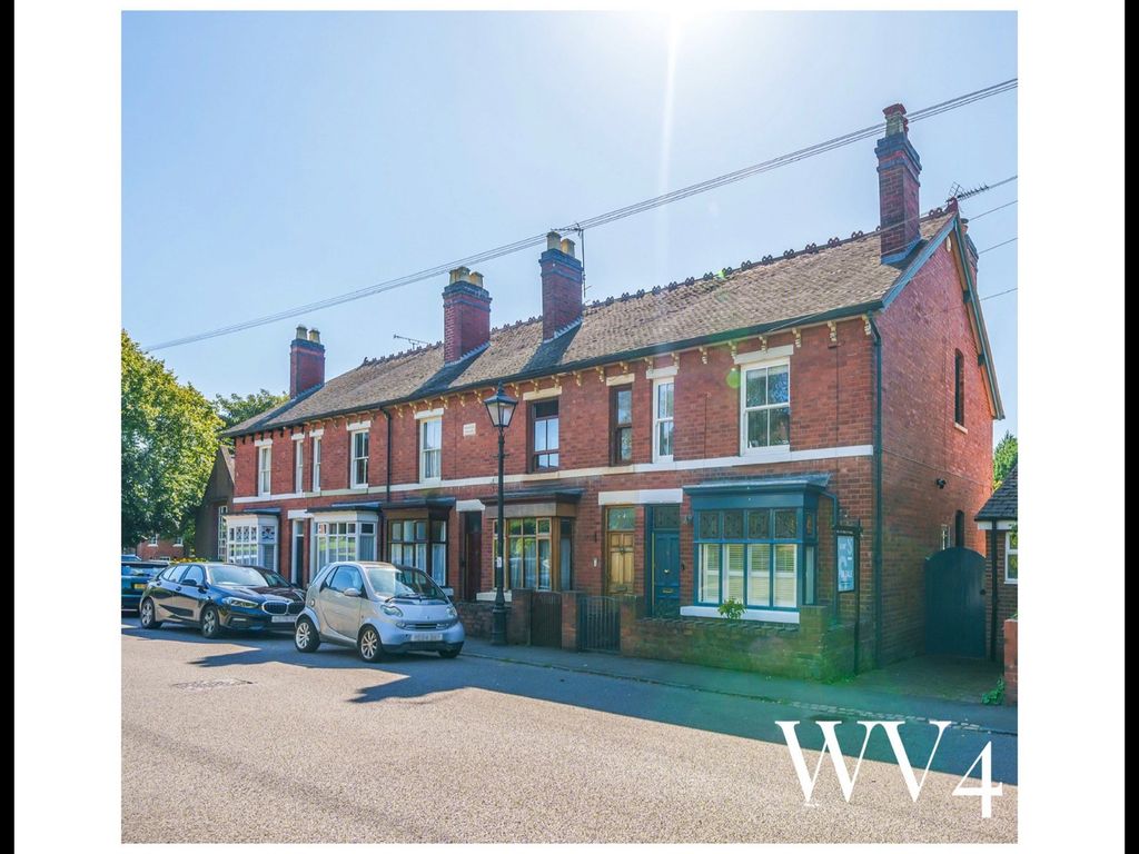 3 bed end terrace house for sale in Vicarage Road, Penn, Wolverhampton