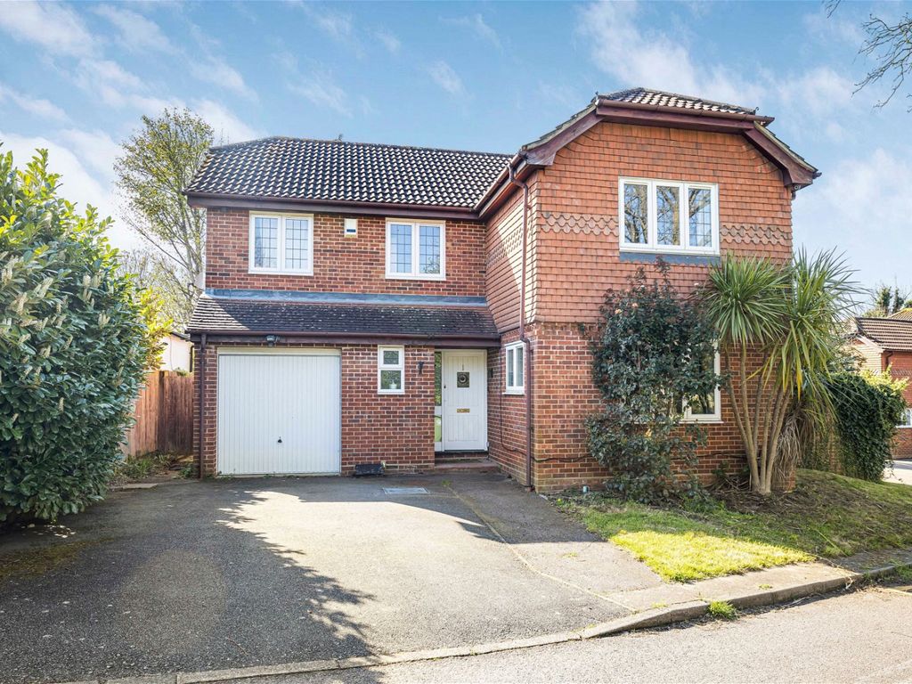 4 bed detached house for sale in Hilldeane Road, Purley CR8 Zoopla