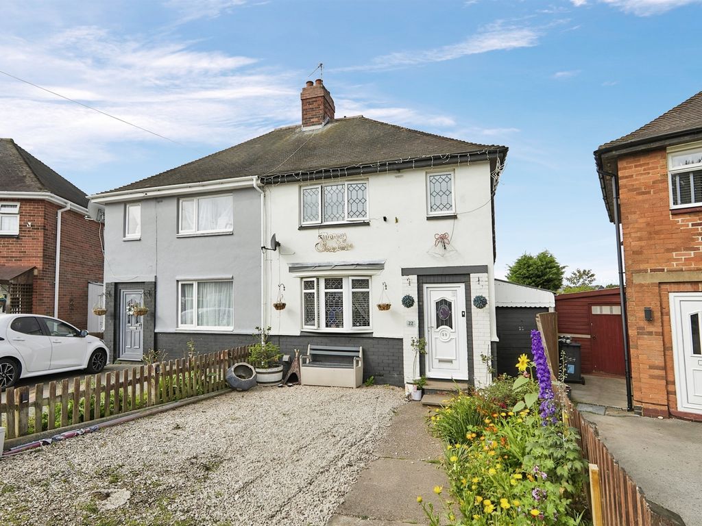 3 bed semidetached house for sale in Devon Close, Stapenhill, Burton