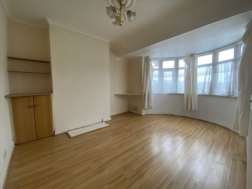 1 bed flat to rent in Radcliffe Road, Harrow HA3 Zoopla