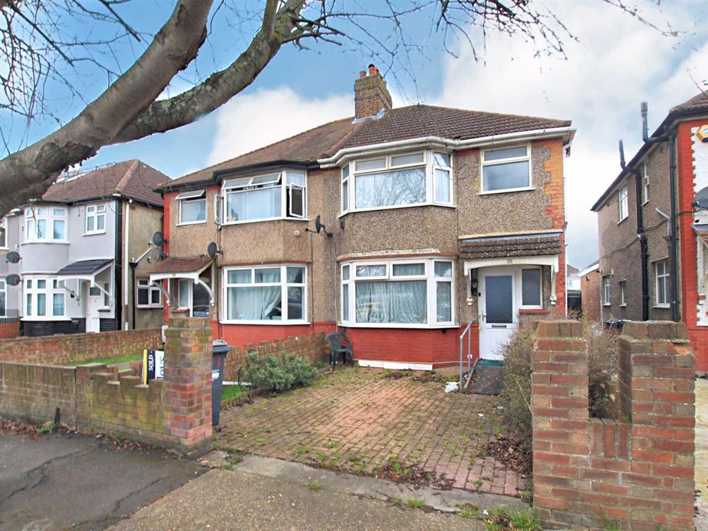 3 bed semidetached house for sale in Cardington Square, Hounslow TW4