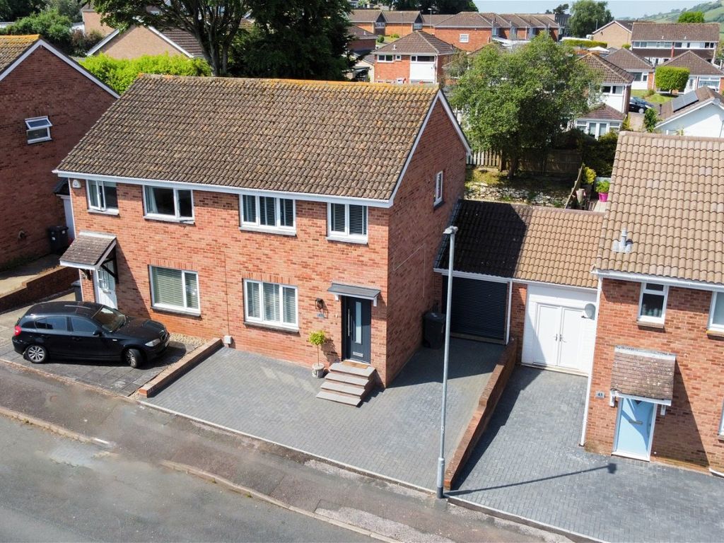 3 bed semidetached house for sale in Avenue, Paignton TQ4