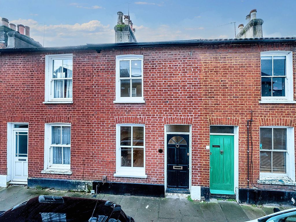 2 bed terraced house to rent in Grange Street, St Albans AL3, £2,000 pcm Zoopla