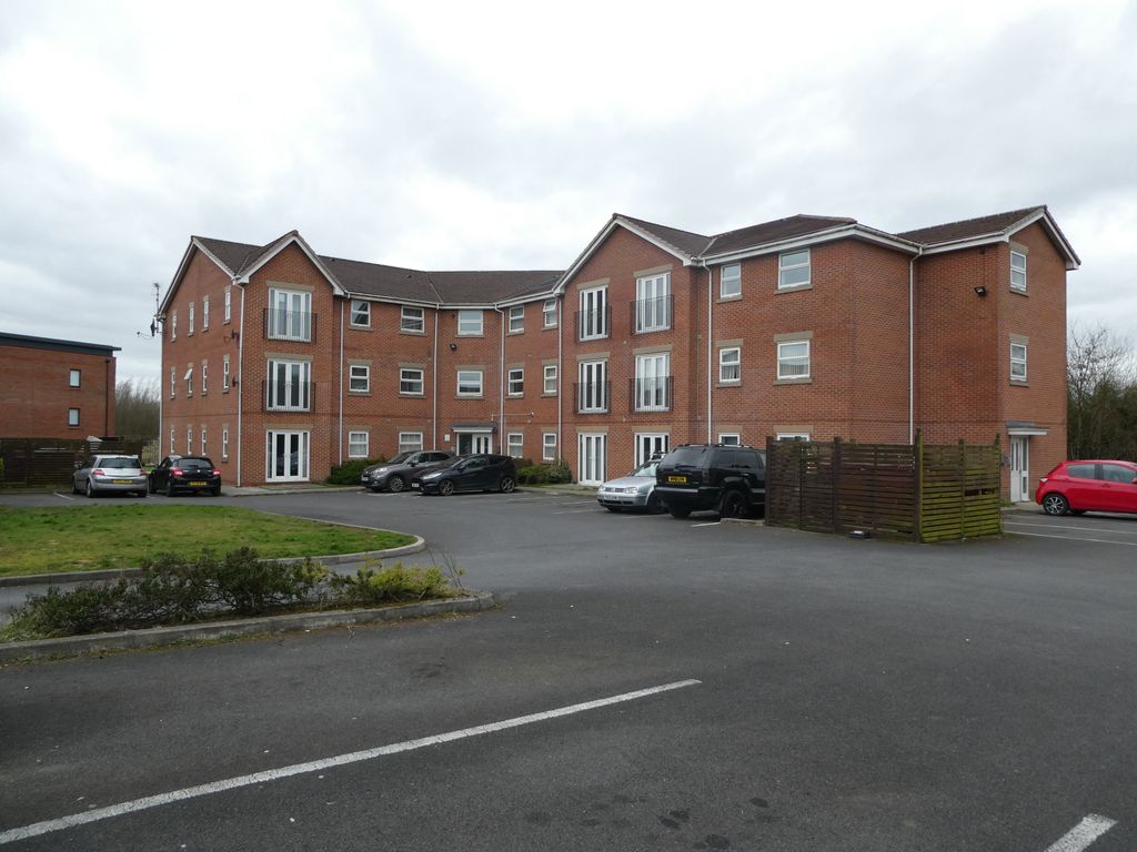 1 bed flat to rent in Meadowgate, Wigan WN6, £650 pcm Zoopla